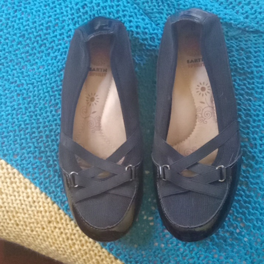 Black shoes